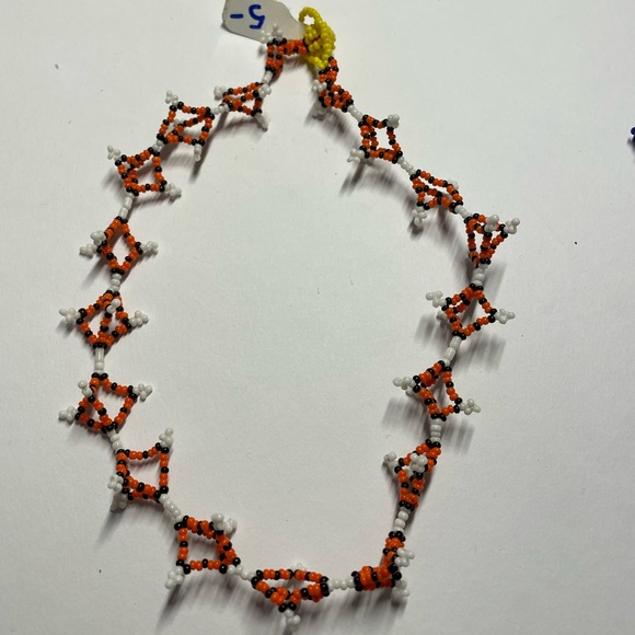 Set of three necklaces - Picture 4 of 4